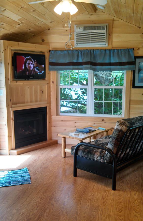 Silver Lake Park Campground & Cabins 호텔 Belmont 외부 사진