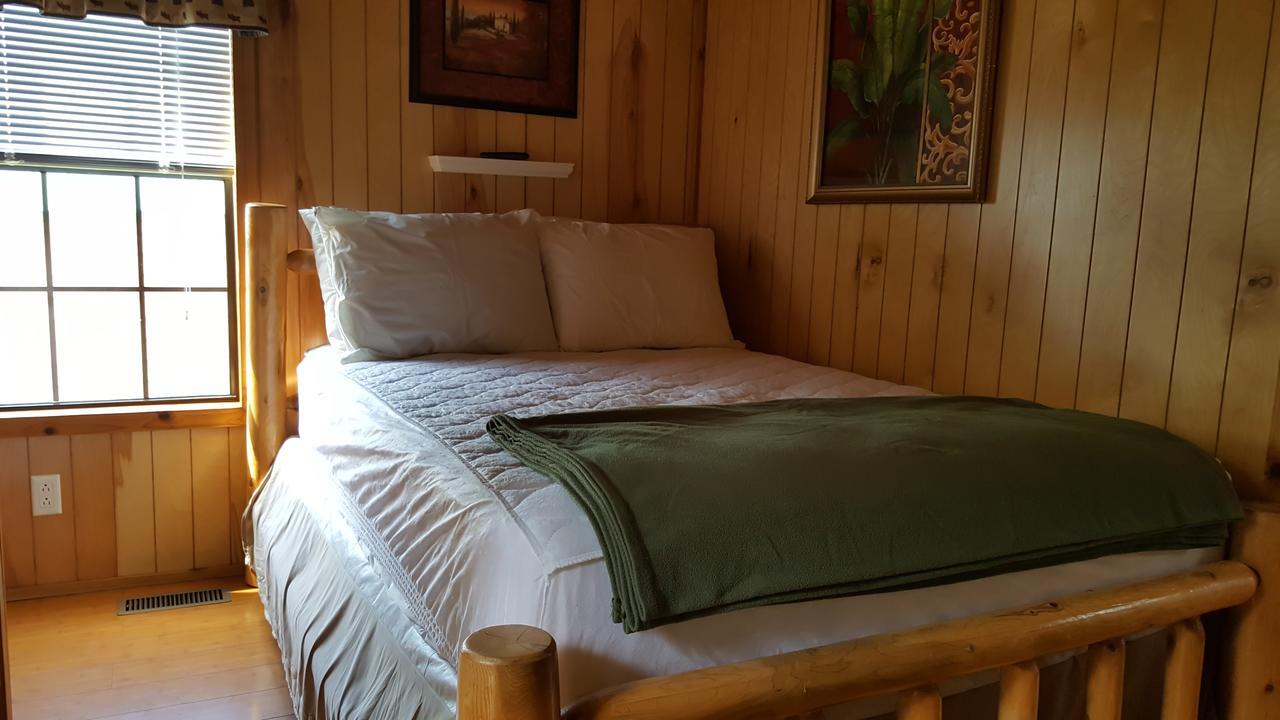 Silver Lake Park Campground & Cabins 호텔 Belmont 외부 사진